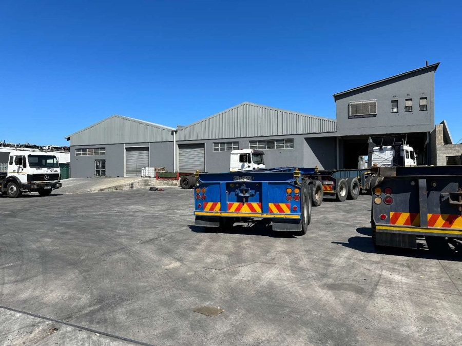 To Let commercial Property for Rent in Maitland Western Cape